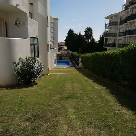 Apartamento Em Zona Calma Porem Com Tudo Perto * Albufeira